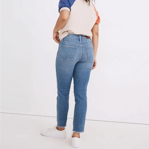 Madewell Stovepipe Jeans in Ditmas Wash - Picture 4 of 10